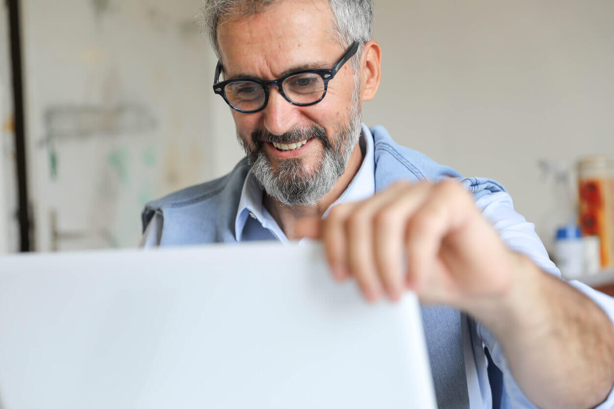 Cryptocurrency - tax & regulation - LINK Advisors